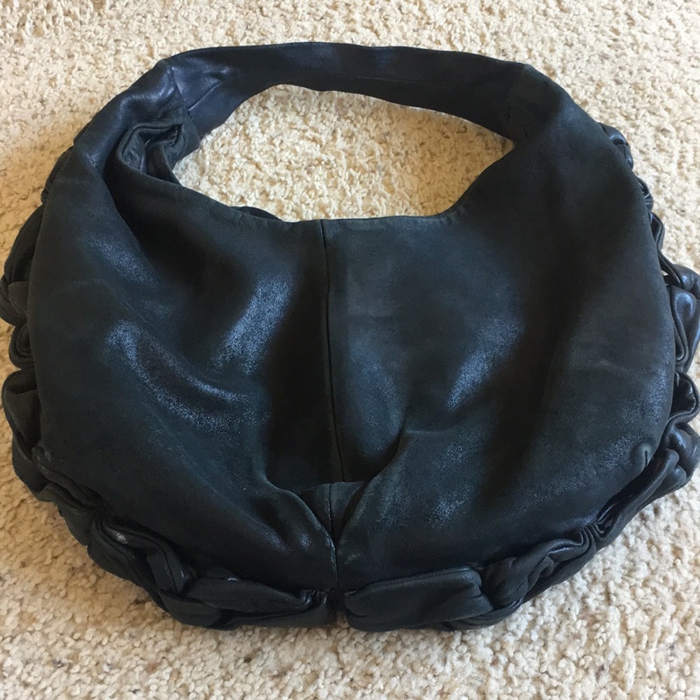 Eli tahari black perfect everyday bag!